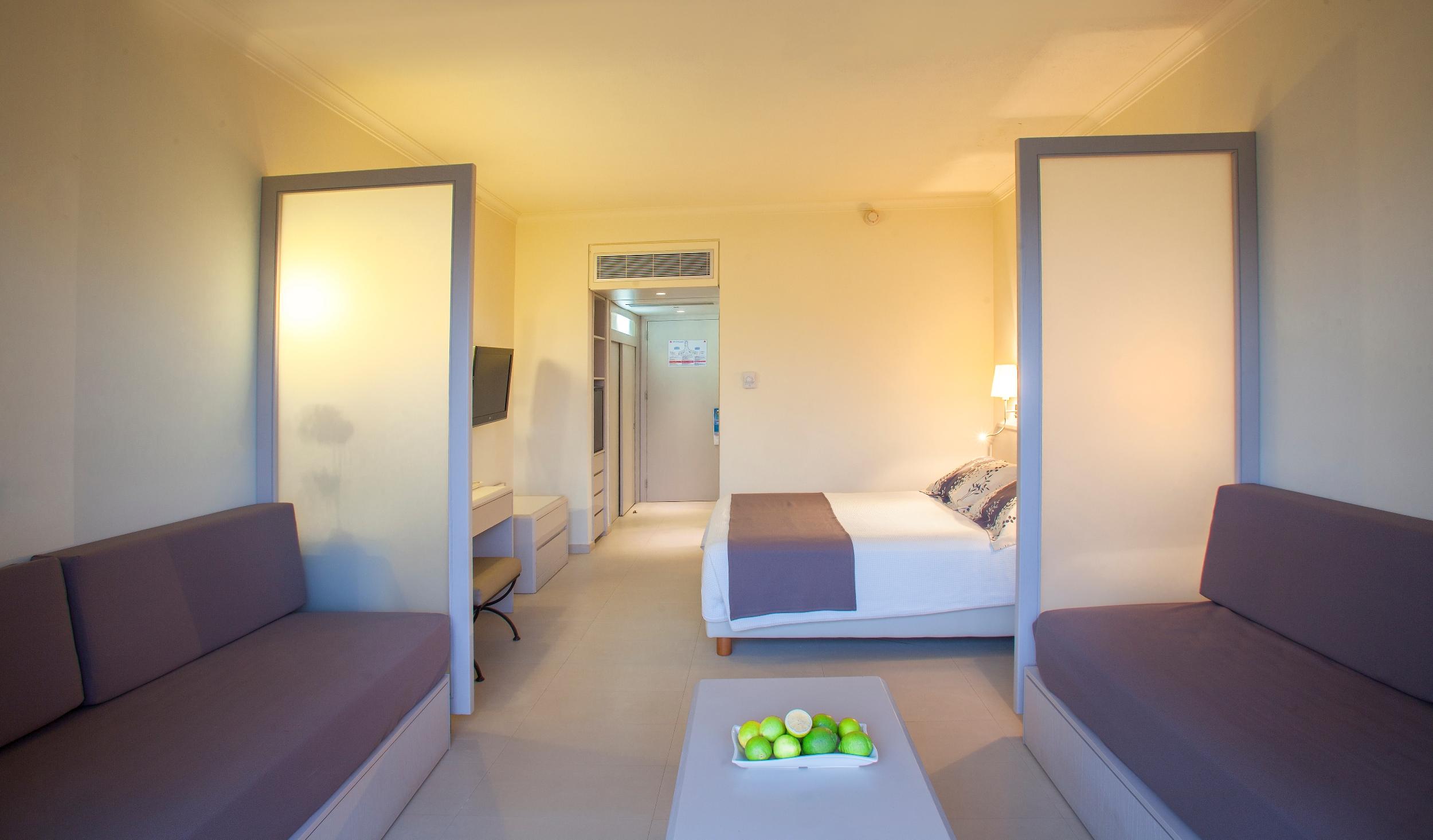 Louis Imperial Beach Пафос Экстерьер фото