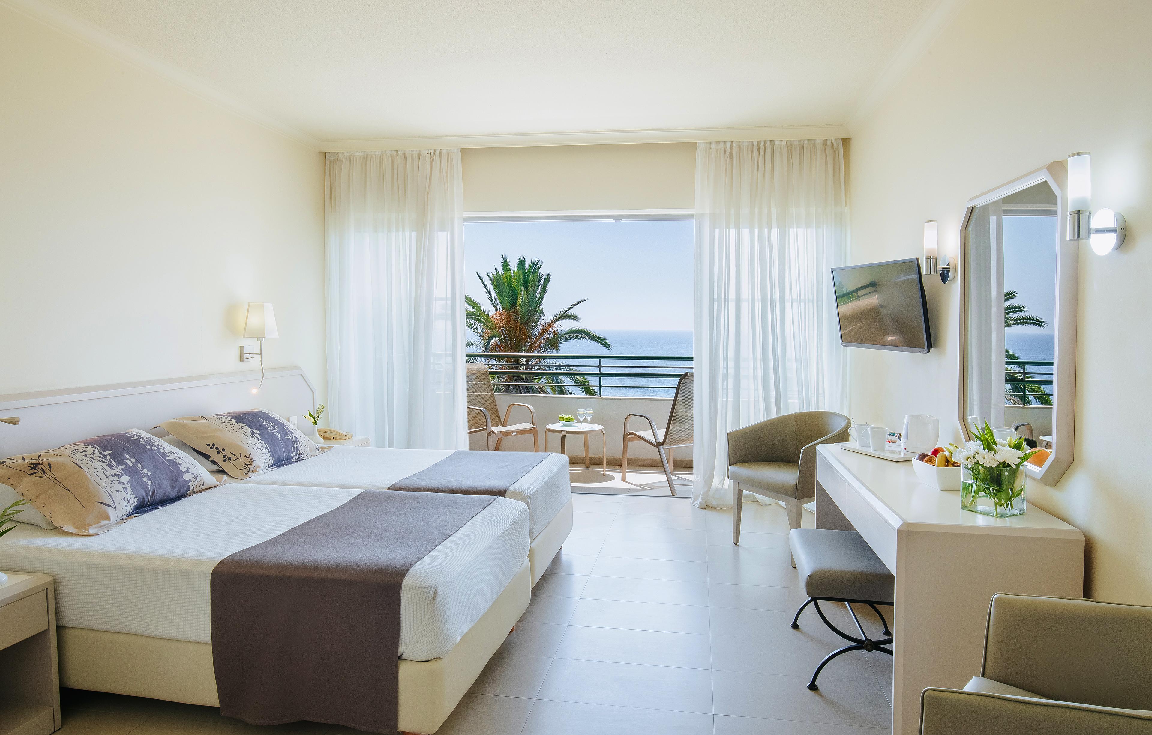Louis Imperial Beach Пафос Экстерьер фото